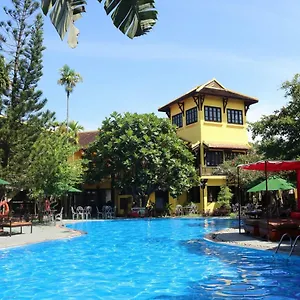 Riverside & Resort